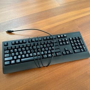 Lenovo KBBH21 Full Size USB Wired Keyboard 104 Soft Touch Keys Plug & Play Black